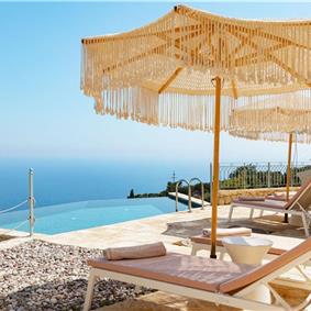 3 bedroom villa with pool & sea views, near Palaiokastrítsa, sleeps 6